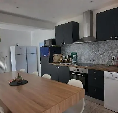 Ubytování v soukromí Maison Partagee 2 Chambres 4 Couchages Saint-Sauvant (Vienne)